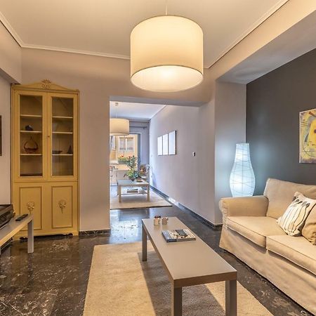 Tranquil Central Apt, Behind Athens Caravel Area מראה חיצוני תמונה