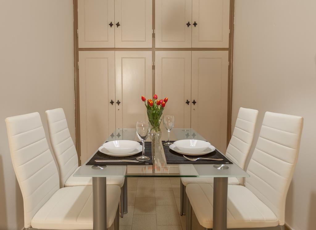 Tranquil Central Apt, Behind Athens Caravel Area מראה חיצוני תמונה