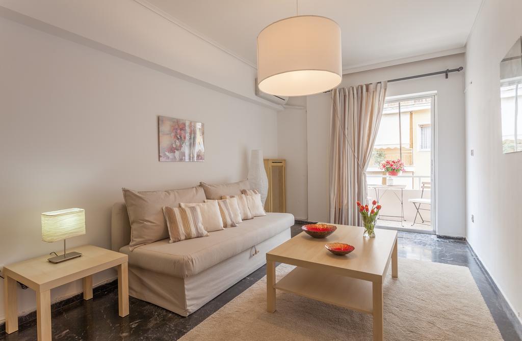 Tranquil Central Apt, Behind Athens Caravel Area מראה חיצוני תמונה