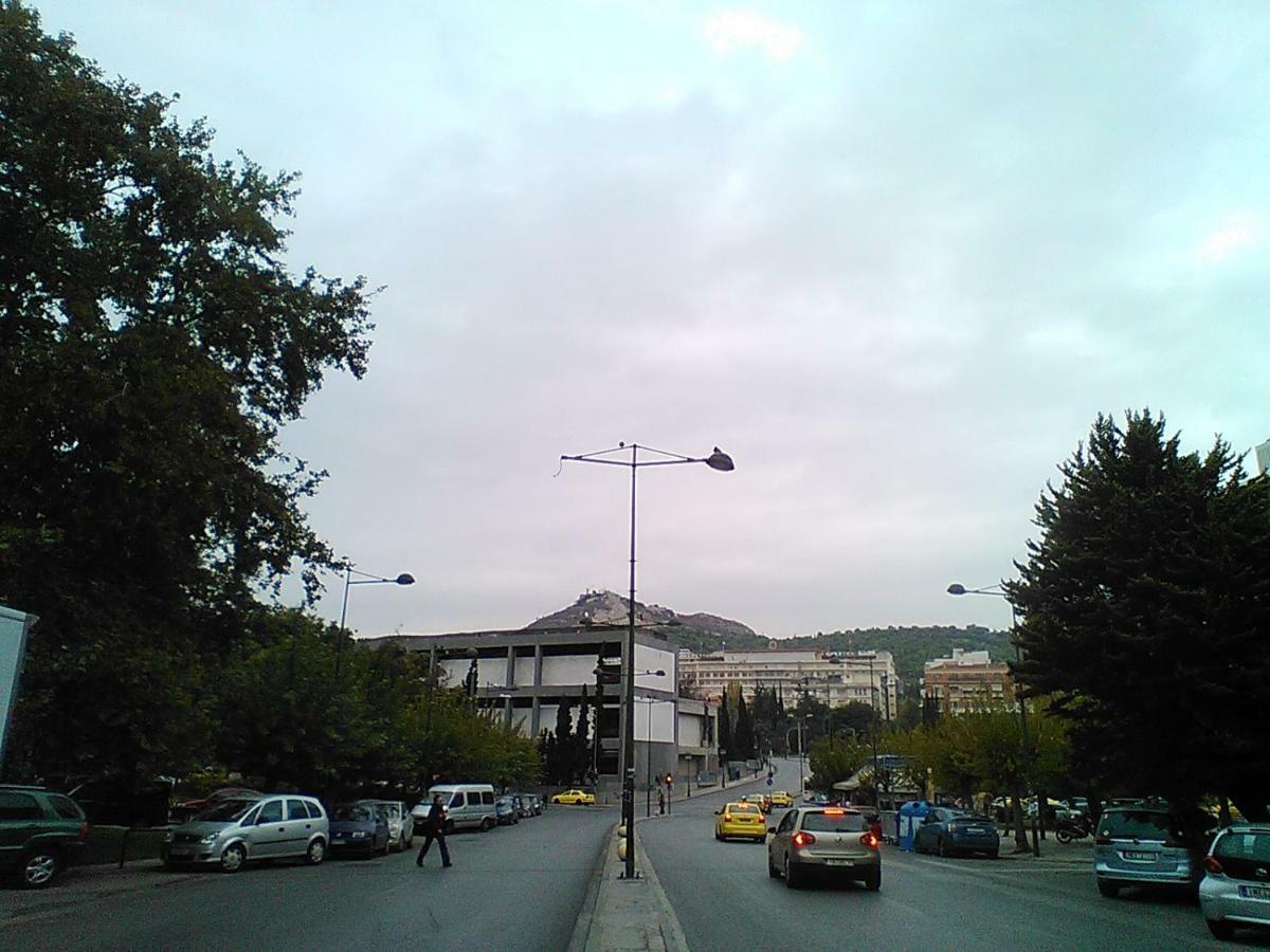 Tranquil Central Apt, Behind Athens Caravel Area מראה חיצוני תמונה